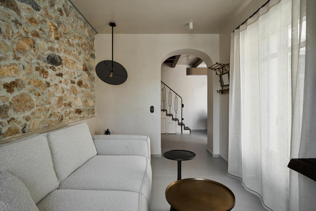 Ocre The Art Of Living Apartment